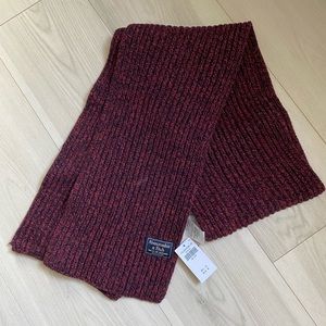 NWT A&F Abercrombie & Fitch red and black wool scarf. One size